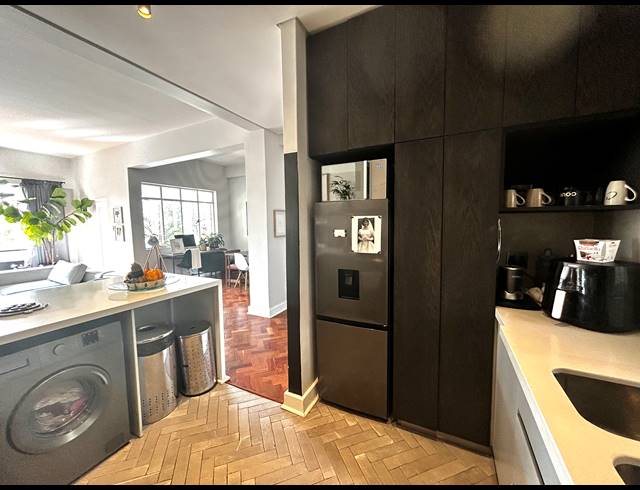 2 BEDROOM APARTMENT FOR SALE IN HOUGHTON ESTATE